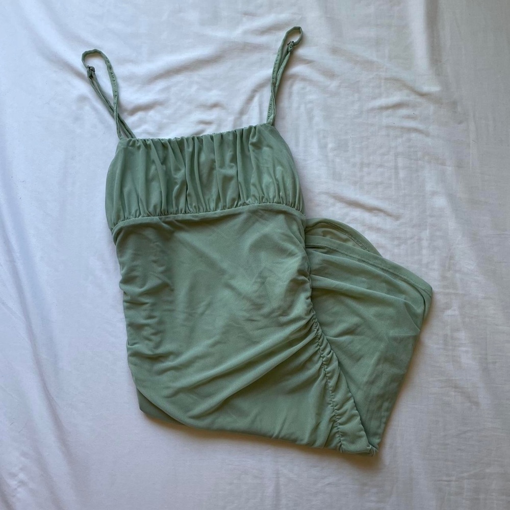 Green scrunch dress